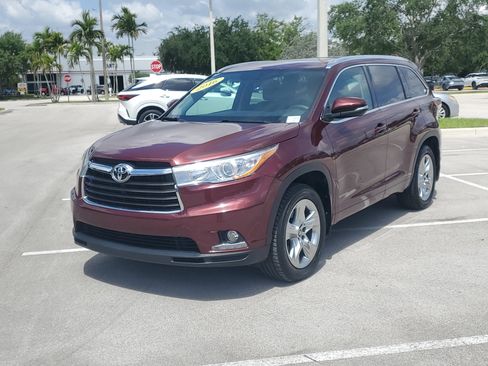 Used 2016 Toyota Highlander Limited AWD/4WD image 7