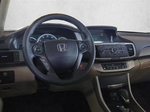 Used 2014 Honda Accord LX image 29