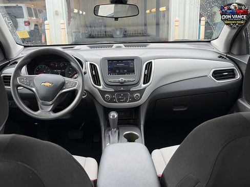 Used 2021 Chevrolet Equinox LS AWD/4WD image 12