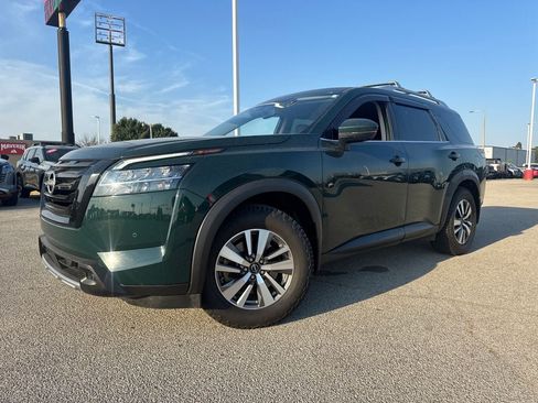Used 2023 Nissan Pathfinder SL w/ Lighting Package (N92) AWD/4WD image 1