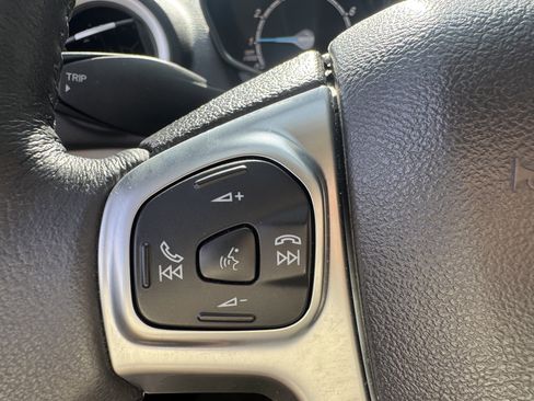 Used 2016 Ford Fiesta Titanium FWD image 15
