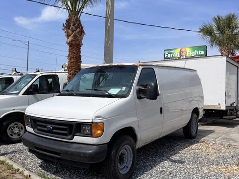 Used 2007 Ford E-250 and Econoline 250 RWD image 3