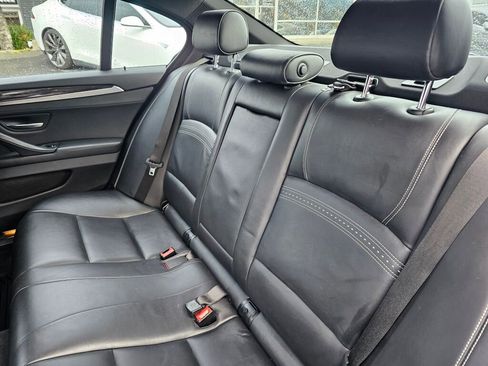 Used 2015 BMW 550i xDrive Sedan image 18