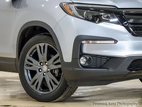 Used 2022 Honda Pilot Sport image 3