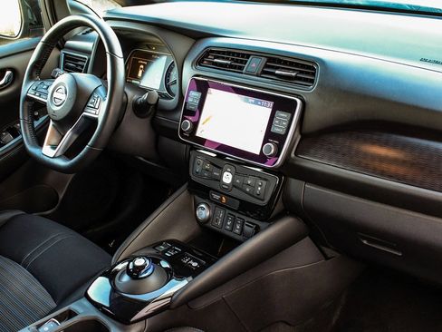 Used 2023 Nissan Leaf SV Plus image 43