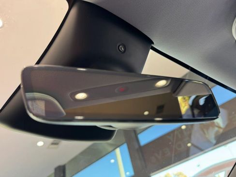 Used 2026 Tesla Model Y AWD image 29