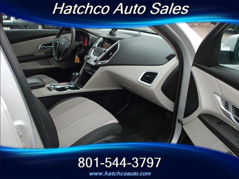 Used 2016 GMC Terrain SLE image 18