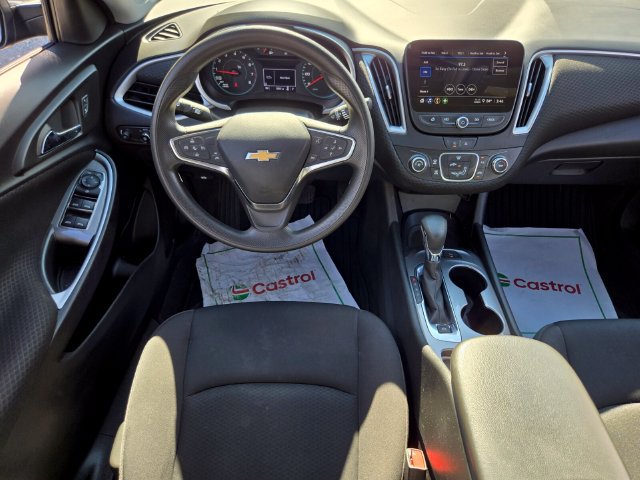 Used 2025 Chevrolet Malibu LS FWD image 13