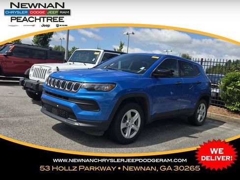 Used 2023 Jeep Compass Sport AWD/4WD image 1