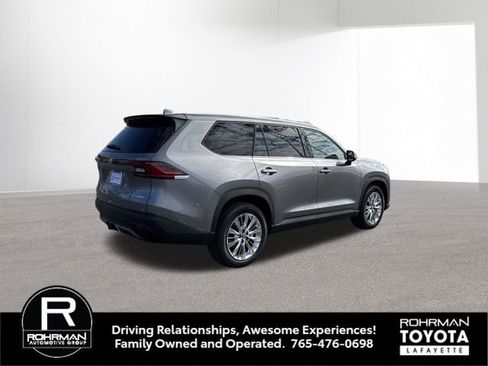 New 2026 Toyota Grand Highlander Platinum image 6