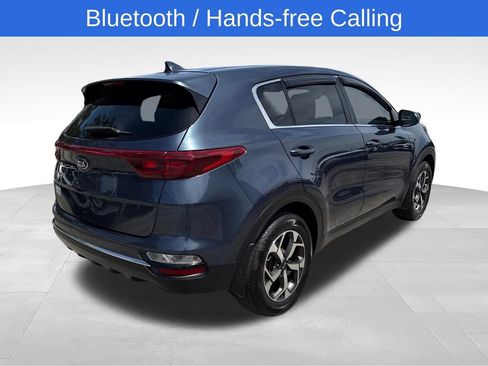 Used 2022 Kia Sportage LX FWD image 2