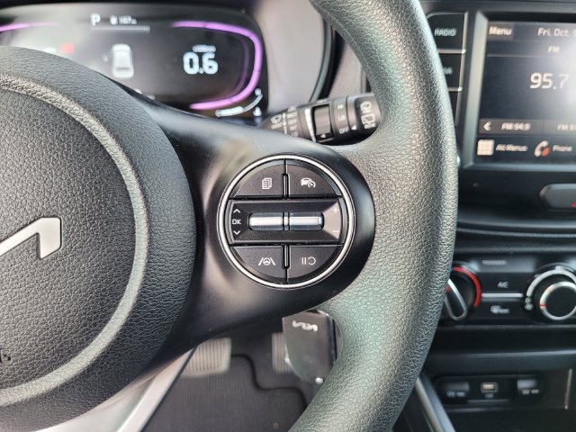 Certified 2025 Kia Soul LX w/ LX Technology Package FWD image 24