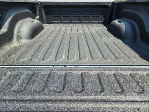 New 2025 RAM 2500 Tradesman image 32