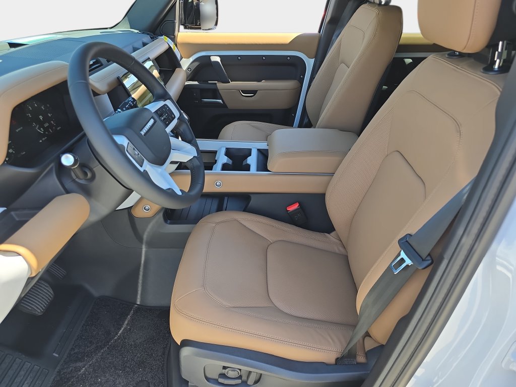New 2026 Land Rover Defender 110 X-Dynamic SE AWD/4WD image 15
