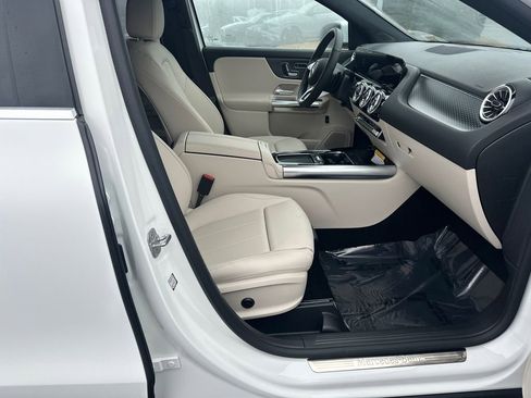 New 2026 Mercedes-Benz GLA 250 4MATIC image 14