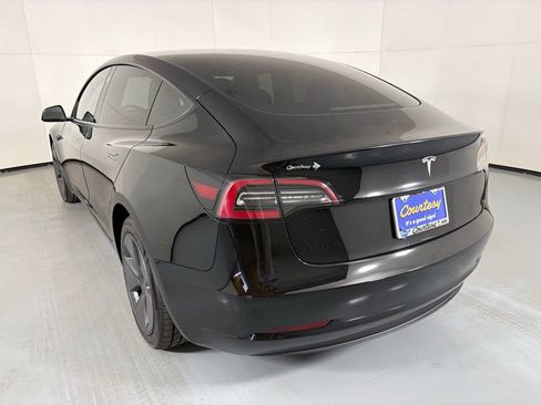 Used 2023 Tesla Model 3 Standard Range RWD image 7