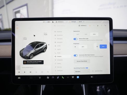 Used 2020 Tesla Model Y Long Range image 49