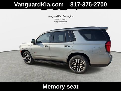 Used 2024 GMC Yukon AT4 w/ Technology Package AWD/4WD image 7