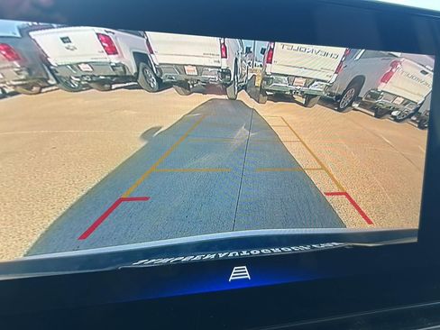 Used 2025 Chevrolet TrailBlazer LT image 21