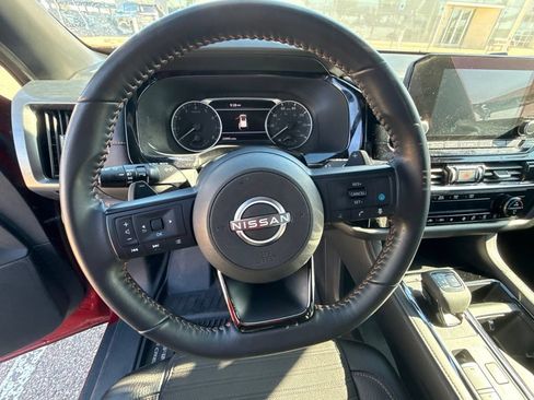 Used 2024 Nissan Pathfinder Rock Creek AWD/4WD image 14