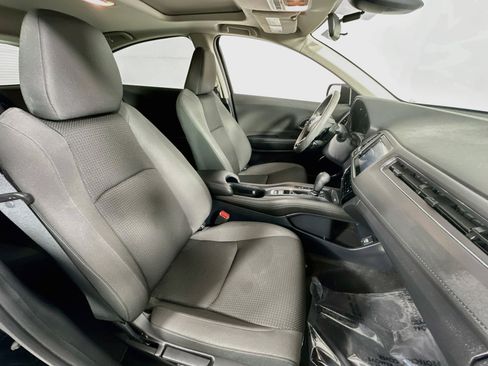 Used 2022 Honda HR-V EX image 27