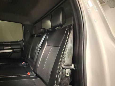 Used 2020 Ford F250 Lariat w/ FX4 Off-Road Package image 49