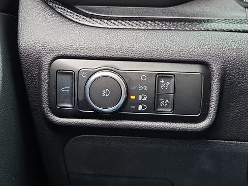 Used 2023 Ford Explorer ST-Line w/ Class IV Trailer Tow Package image 28