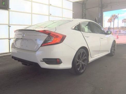 Used 2019 Honda Civic Sport image 3