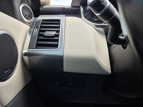 Used 2019 Land Rover Range Rover Sport Supercharged AWD/4WD image 26