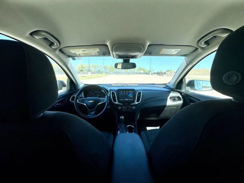 Used 2018 Chevrolet Equinox LT image 47