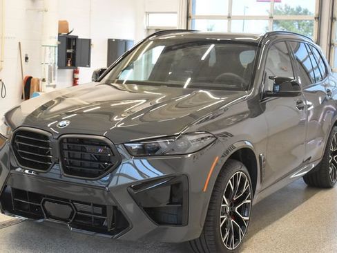 New 2026 BMW X5 M Competition w/ Executive Package AWD/4WD image 9