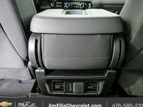 Certified 2025 Chevrolet Silverado 1500 LT AWD/4WD image 18