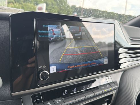 New 2026 Toyota Camry SE FWD image 22