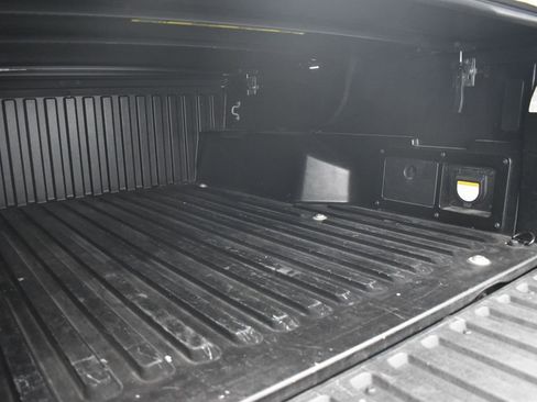 Used 2020 Toyota Tacoma Limited image 33