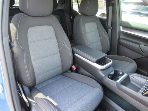 New 2026 GMC Terrain Elevation w/ Black Edition image 8