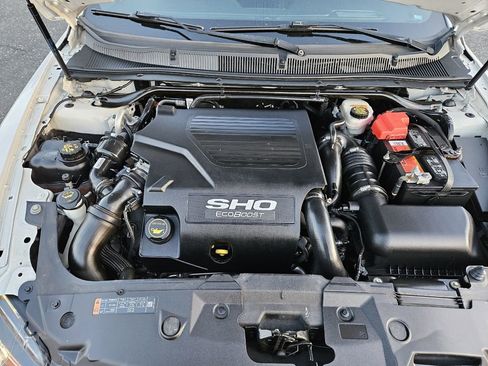 Used 2017 Ford Taurus SHO w/ Driver Assist Package image 35