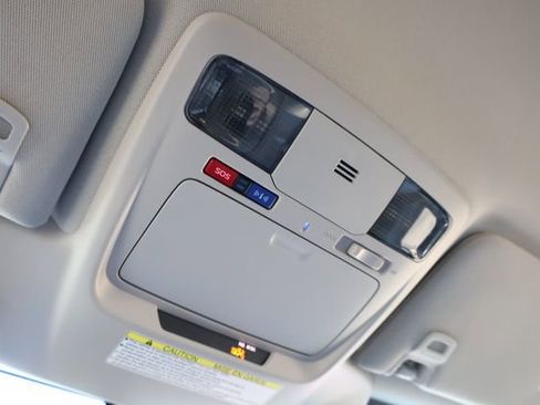 Used 2019 Subaru Outback 3.6R Limited image 24