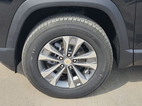 New 2026 Chevrolet Equinox LT w/ Convenience Package II image 11