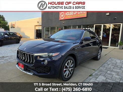 Used 2017 Maserati Levante AWD/4WD image 8
