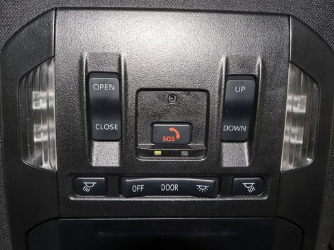 Used 2024 Toyota Highlander XSE image 31