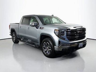 New 2026 GMC Sierra 1500 SLT w/ SLT Premium Package