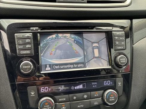 Used 2014 Nissan Rogue SL AWD/4WD image 29
