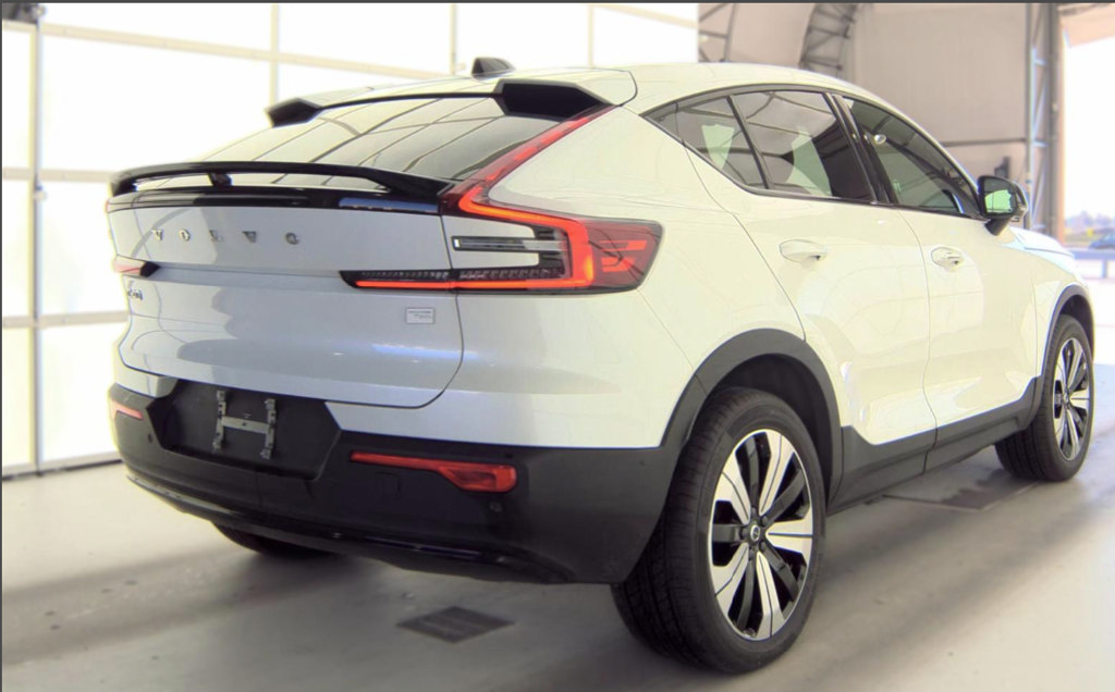 Used 2023 Volvo C40 P8 Recharge Plus AWD/4WD image 6