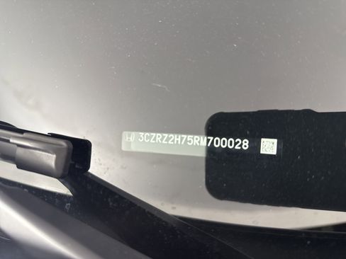 Certified 2024 Honda HR-V EX-L image 11