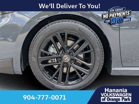 Used 2025 Toyota Camry SE w/ Multimedia Upgrade Package FWD image 11