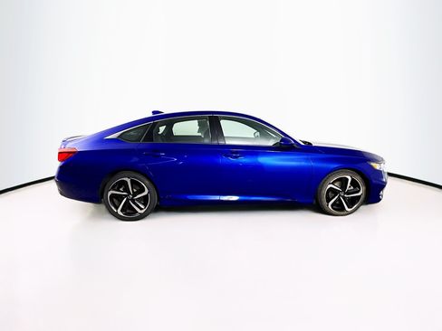 Used 2019 Honda Accord Sport image 2