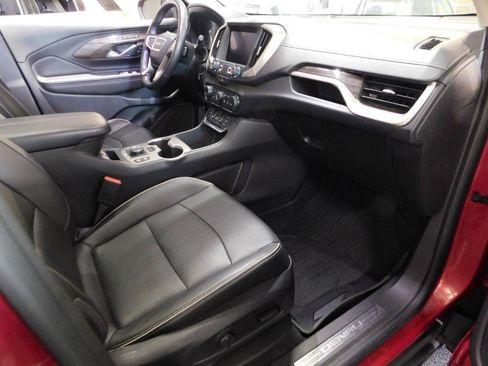 Used 2019 GMC Terrain Denali w/ Advanced Safety Package FWD image 19
