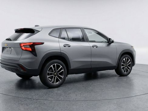 Used 2025 Chevrolet TrailBlazer LT image 9