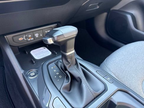 Certified 2025 Kia K4 EX FWD image 34