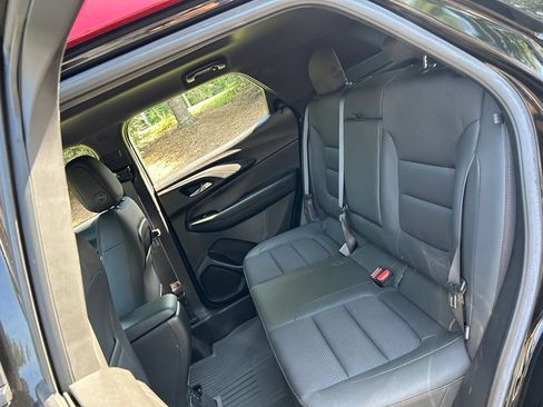 Used 2021 Chevrolet TrailBlazer RS w/ Sun and Liftgate Package FWD image 40